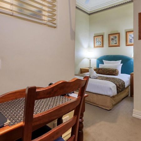 Royal Exchange Hotel Броукън Хил Екстериор снимка