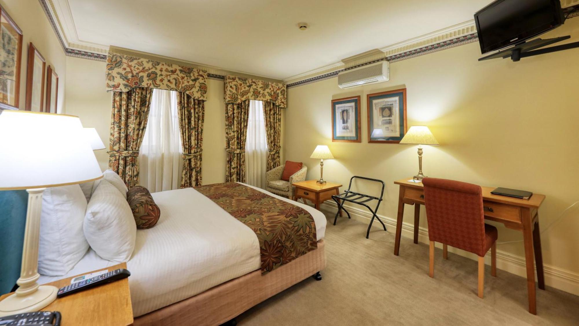 Royal Exchange Hotel Броукън Хил Екстериор снимка