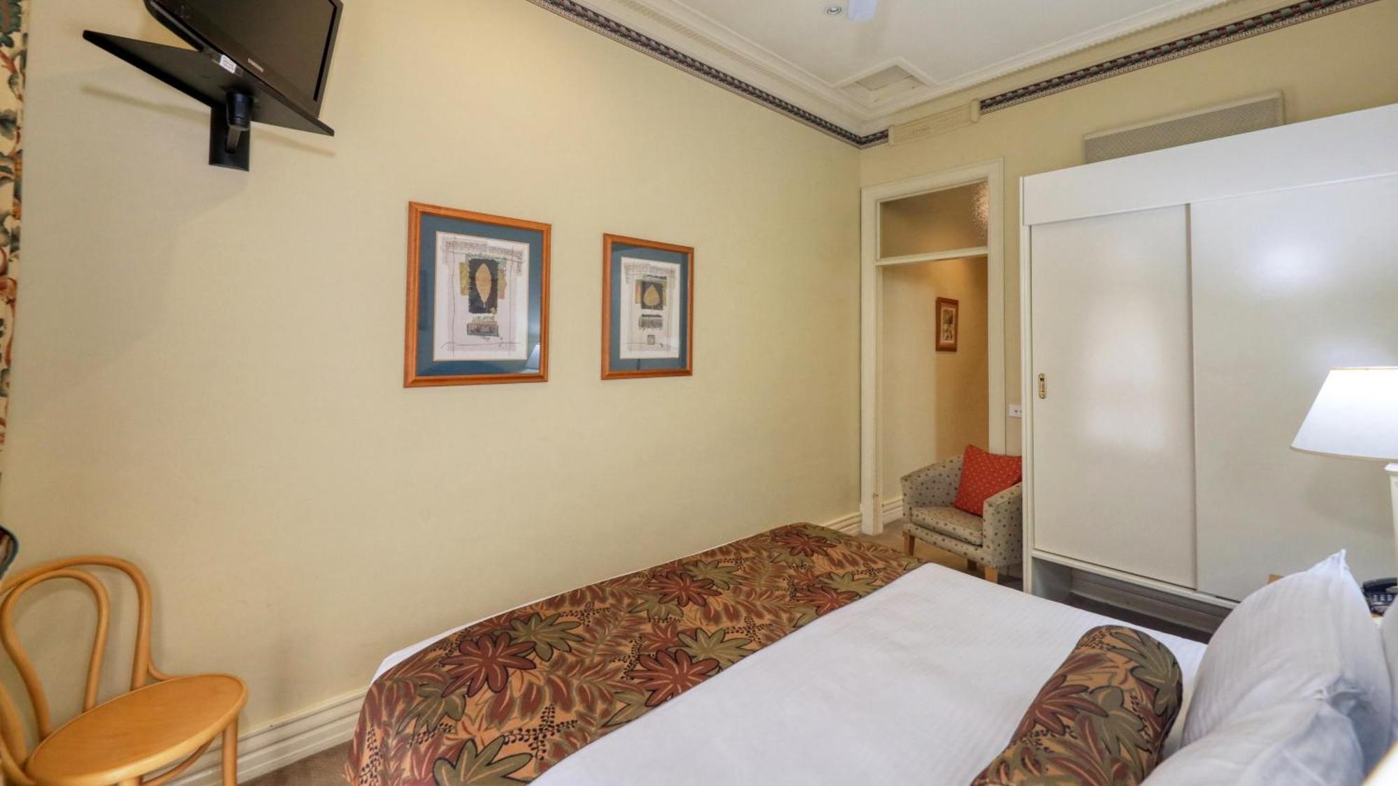 Royal Exchange Hotel Броукън Хил Екстериор снимка
